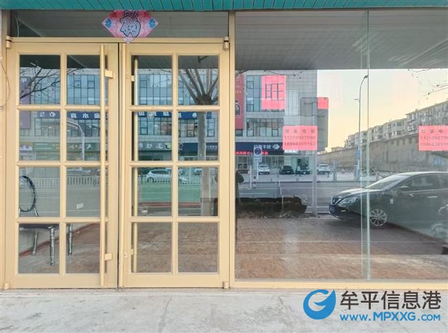 正陽(yáng)路臨街商鋪110平上下兩層年租