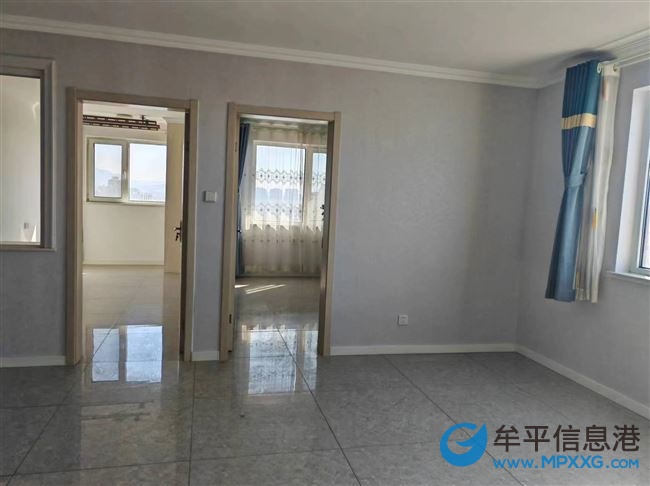 水漾花城短住婚房，產(chǎn)證95.69平三室二廳一衛(wèi)出售