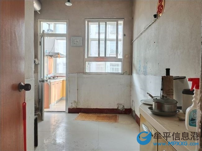早市附近二樓65平兩室兩廳一衛出售