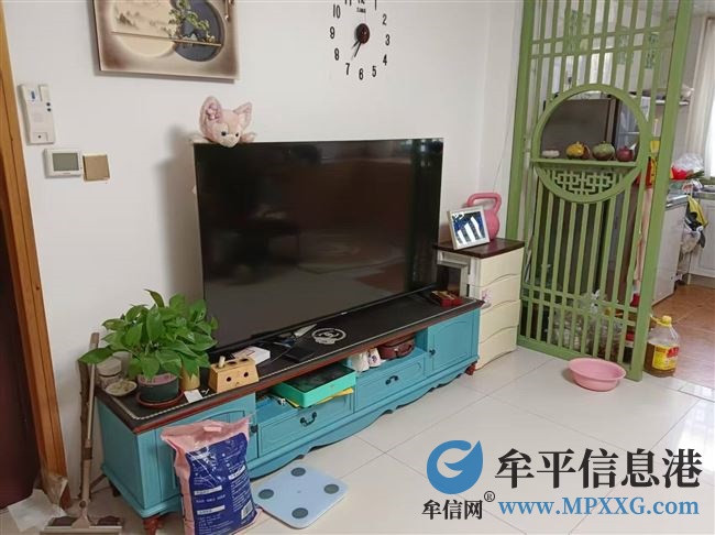 出售山水沁園一樓，精裝修，80平，兩室，送家具家電，僅售41.8！